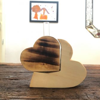 Enolike - Vaso in legno a forma di cuore - i cuori che si incastrano
