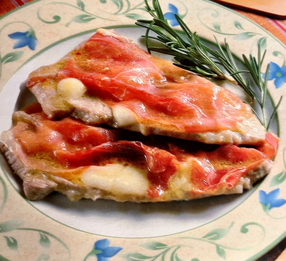 Le ricette di Enolike - Scaloppine al Provolone Piccante