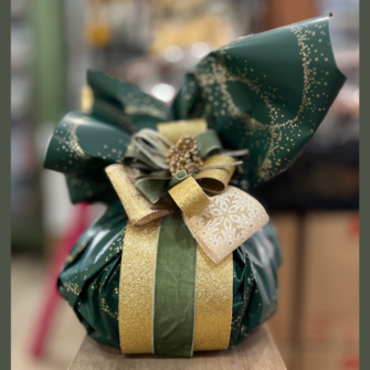 Enolike - Panettone Pistacchio Pesche e Gocce di Cioccolato - Vincente