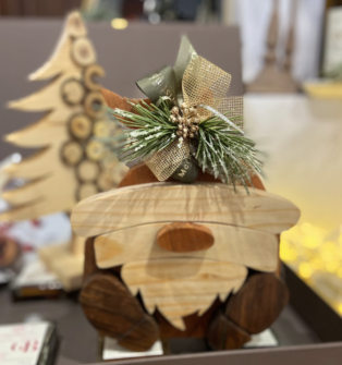 Enolike - Gnomo natalizio in legno - artigianato - Friuli Venezia Giulia